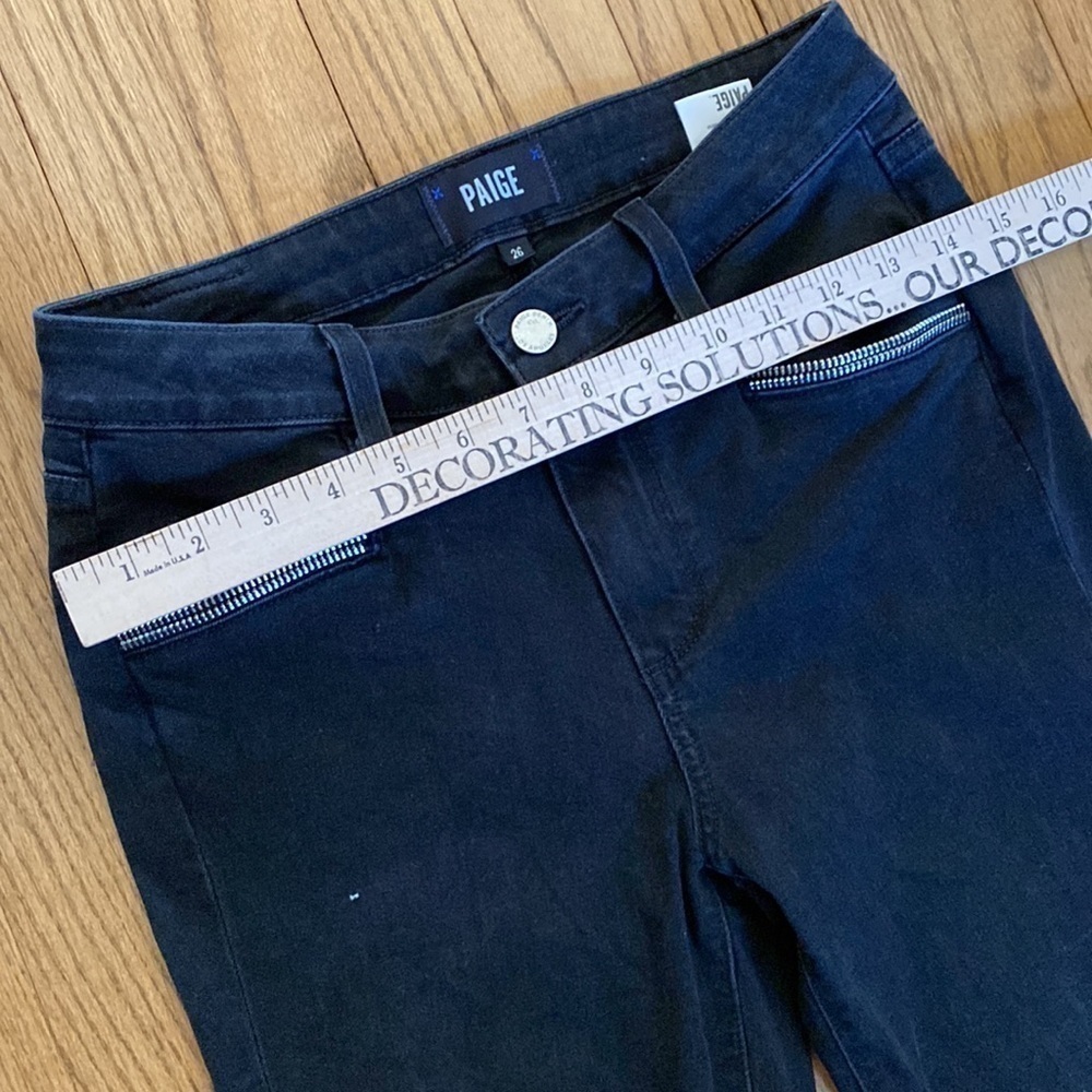 Paige Black Jeans Women’s Size 26 Zipper Pockets Skinny Perfect Grab and Go - Picture 13 of 15